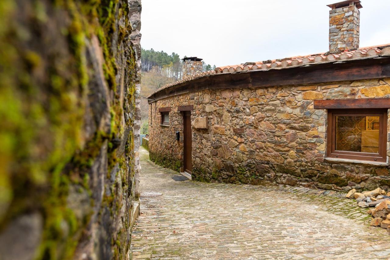 Retiro De Gondramaz - 200 M2 Villa Exterior photo